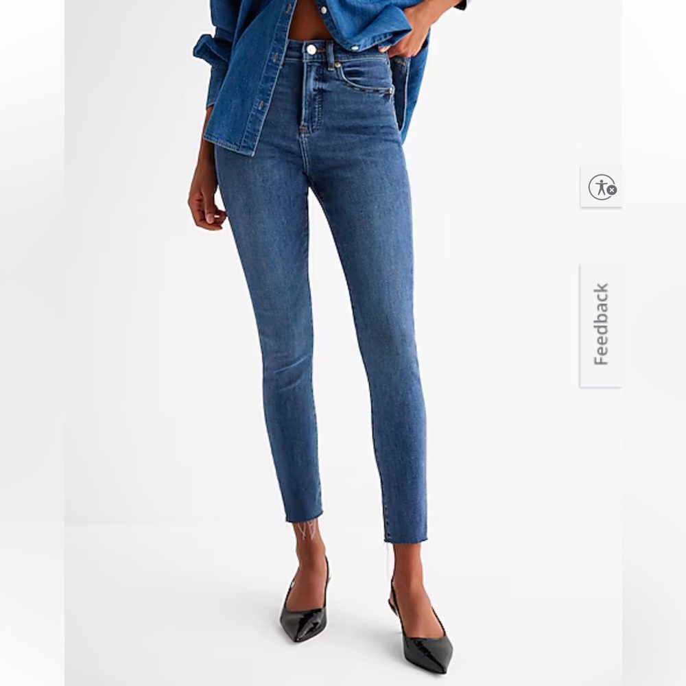NWT Express Woman’s Stretch Denim Skinny Jeans Size 0